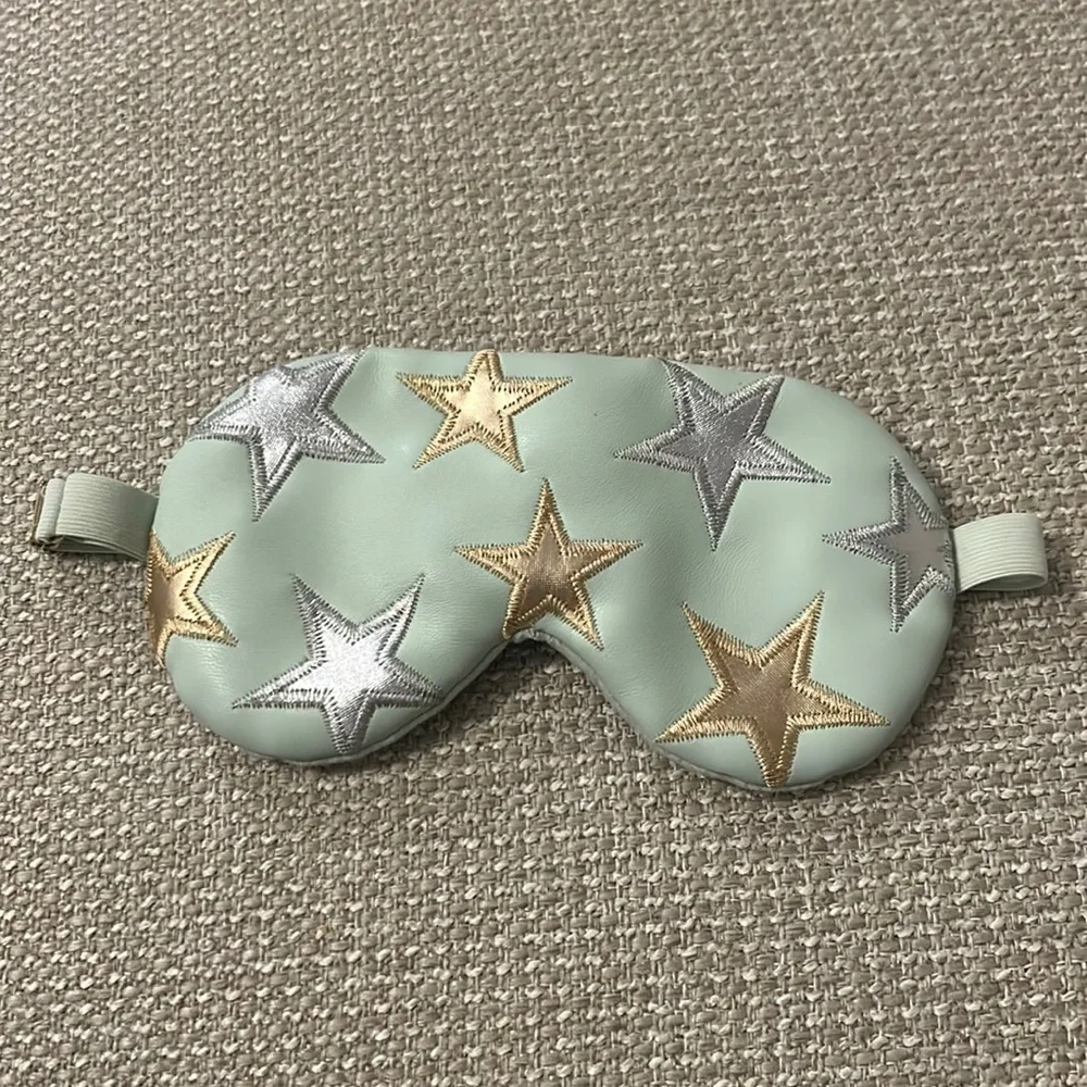 Free People eye mask with adjustable elastic strap. - Picture 1 of 3